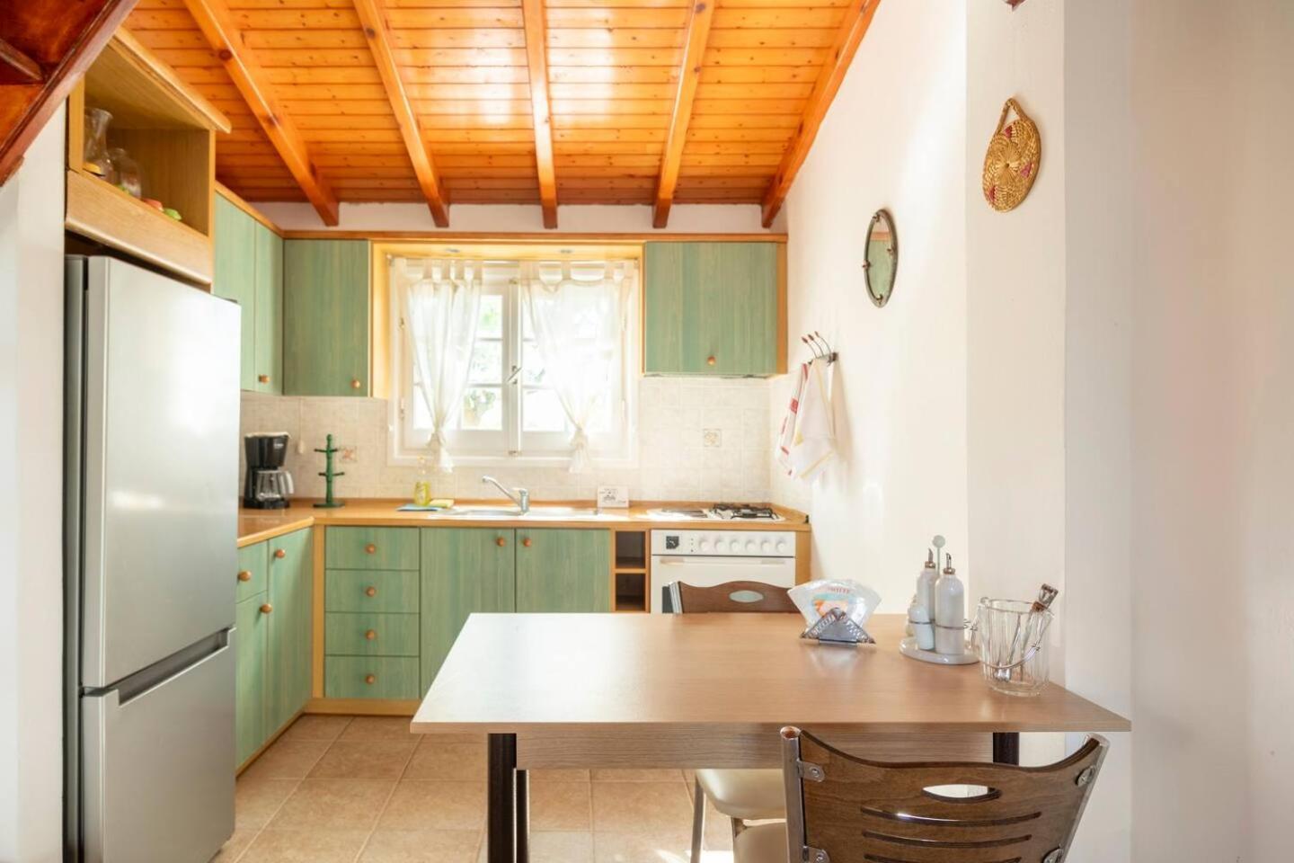 St. George Villa アギオス・ゲオルギオス エクステリア 写真